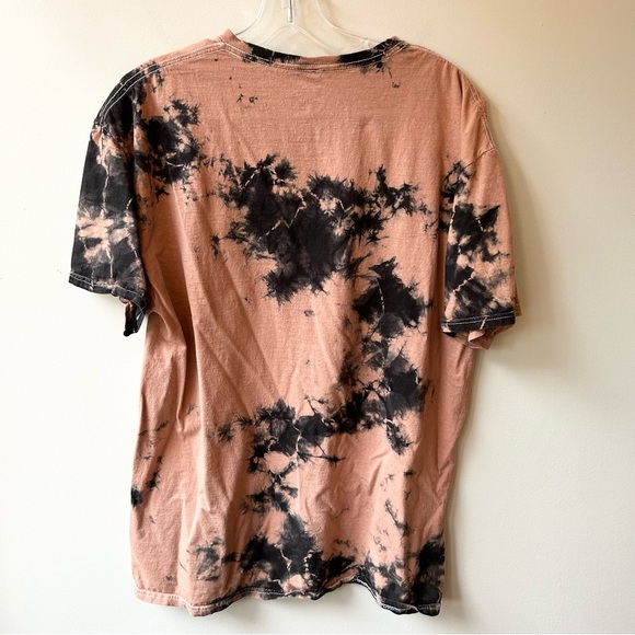 My Hero Academia Funmation Katsuki Bakugo t-shirt - Picture 5 of 5